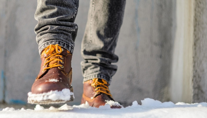 با اینا زمستونو سر می‌کنم؛ کفش‌هایی برای سرما و یخ و برف در کانادا