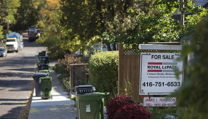 Photo of میانگین قیمت خانه در تورنتو بالا می‌رود و خرید و فروش کم می‌شود؛ امروز اعلام شد