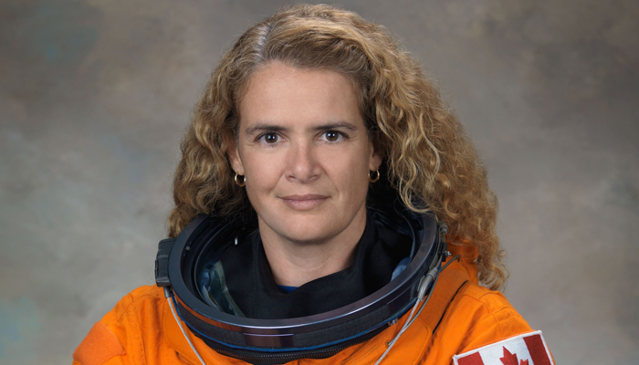 فرماندار جدید کل کانادا؛ خانم ژولی پایت، فضانورد سابق که به شش زبان سخن می‌گوید