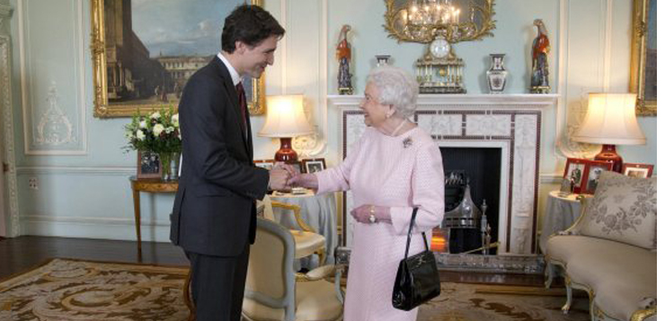جاستین ترودو ساعتی پیش با ملکه بریتانیا دیدار کرد