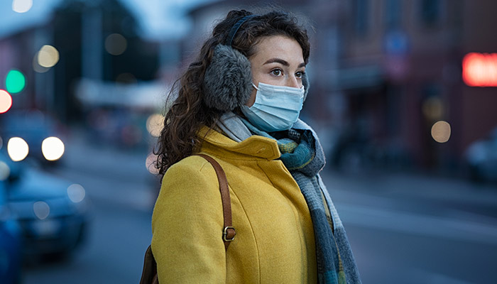 دستورالعمل‌های تازه پزشکان و دانشمندان کانادا درباره استفاده از ماسک برای حالا که فصل سرما فرا رسیده است