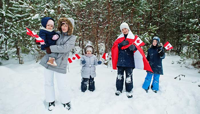 Photo of این کانادایی‌های مهربان؛ یک خانواده یهودی به دختر پناهجوی فلسطینی که از سر استیصال خودزنی کرده بود پناه دادند